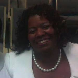 Meet your Posher, Ella